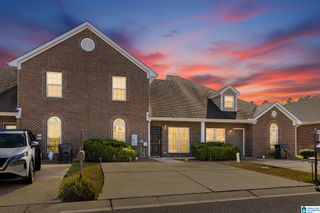 165 WATERFORD LAKE DRIVE, Calera, AL 35040