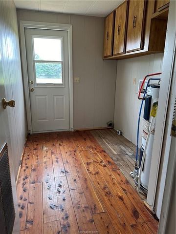 3305 Luza Lane, Bryan, TX 77807