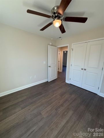 449 Cabarrus Avenue W 3, Concord, NC 28027