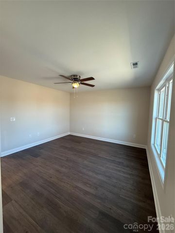 449 Cabarrus Avenue W 3, Concord, NC 28027