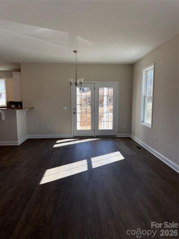 449 Cabarrus Avenue W 3, Concord, NC 28027