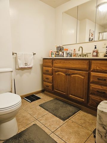 1216 S Ottawa Avenue, Dixon, IL 61021