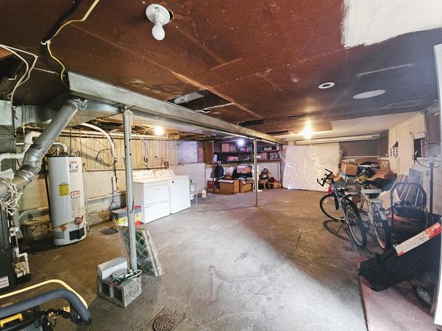 1216 S Ottawa Avenue, Dixon, IL 61021