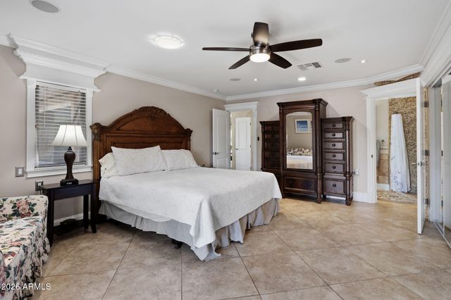 561 LEISURE WORLD --, Mesa, AZ 85206