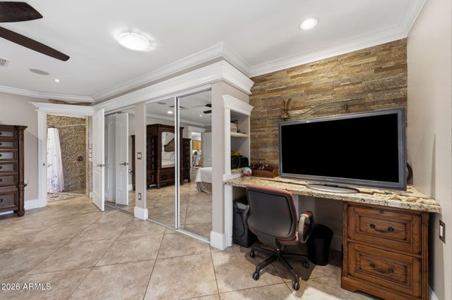 561 LEISURE WORLD --, Mesa, AZ 85206
