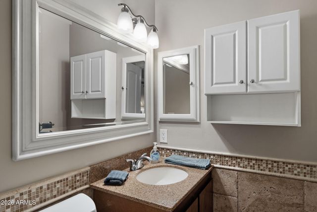 561 LEISURE WORLD --, Mesa, AZ 85206