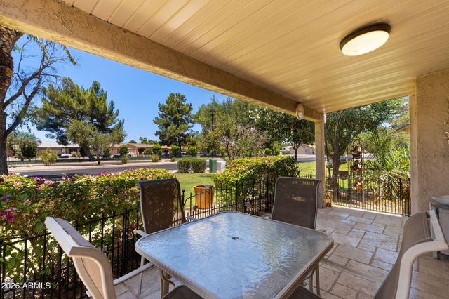 561 LEISURE WORLD --, Mesa, AZ 85206