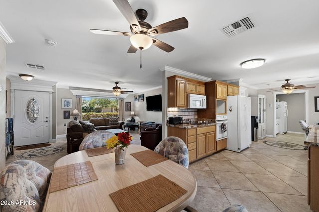 561 LEISURE WORLD --, Mesa, AZ 85206