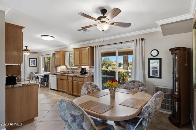 561 LEISURE WORLD --, Mesa, AZ 85206