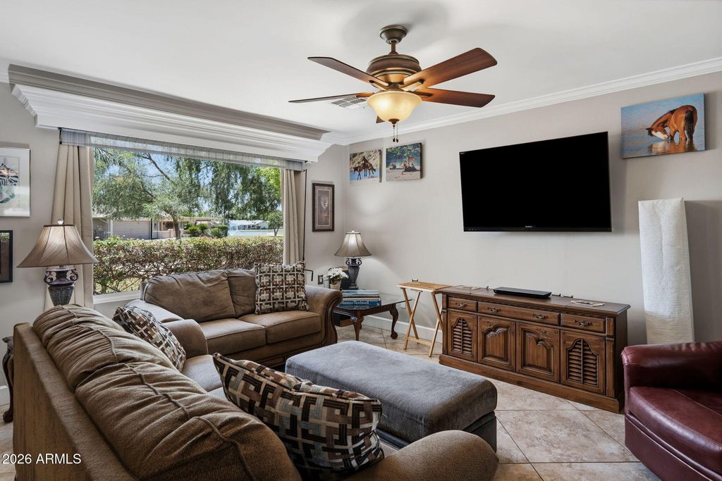 561 LEISURE WORLD --, Mesa, AZ 85206 — photo 4
