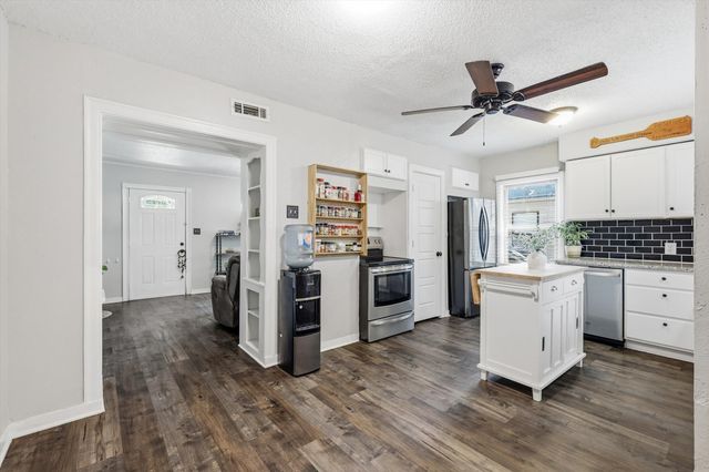 3601 Primrose Avenue, Fort Worth, TX 76111