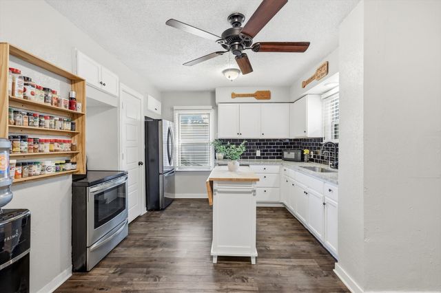 3601 Primrose Avenue, Fort Worth, TX 76111
