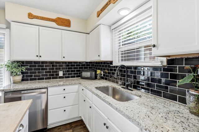 3601 Primrose Avenue, Fort Worth, TX 76111