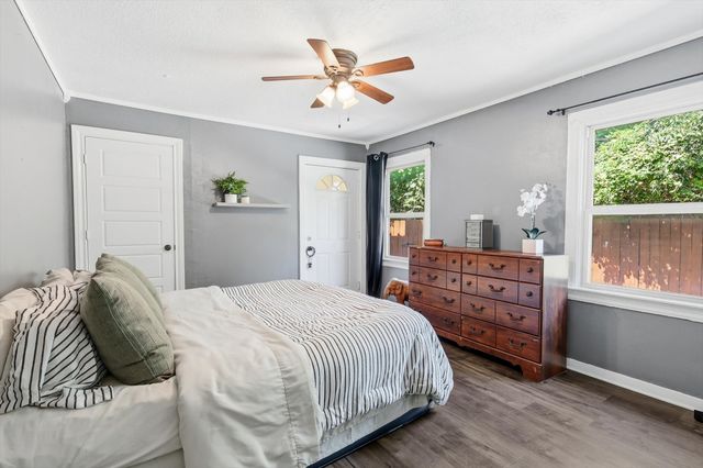 3601 Primrose Avenue, Fort Worth, TX 76111