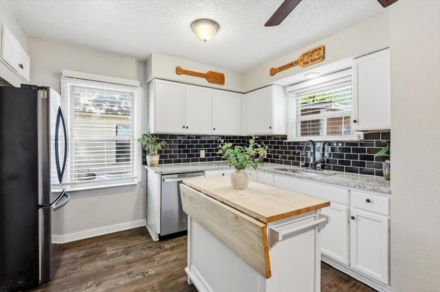 3601 Primrose Avenue, Fort Worth, TX 76111
