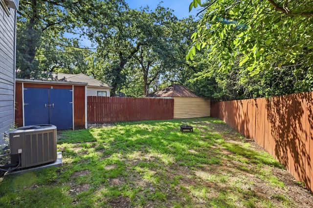 3601 Primrose Avenue, Fort Worth, TX 76111