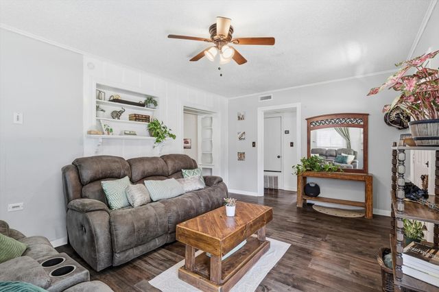 3601 Primrose Avenue, Fort Worth, TX 76111
