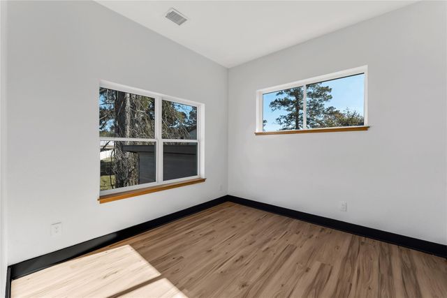 7292 Edgewater Drive, Willis, TX 77318