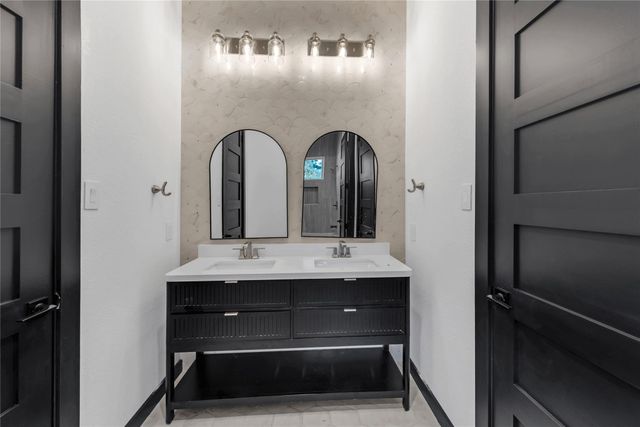 7292 Edgewater Drive, Willis, TX 77318