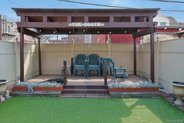 1988 B Powell Avenue, Bronx, NY 10472