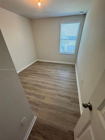 5629 Mentmore Drive, Mangonia Park, FL 33407