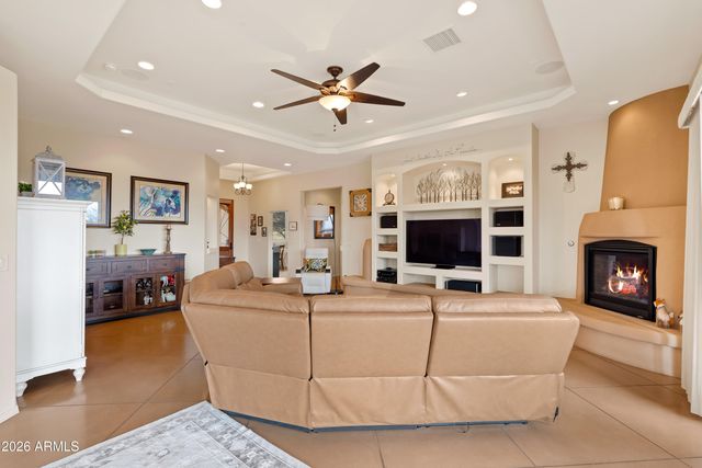 8585 S PALISADES Drive, Hereford, AZ 85615