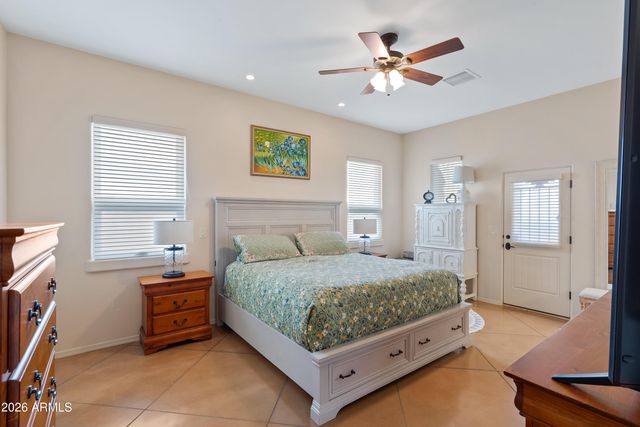 8585 S PALISADES Drive, Hereford, AZ 85615