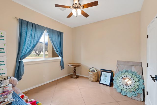 8585 S PALISADES Drive, Hereford, AZ 85615