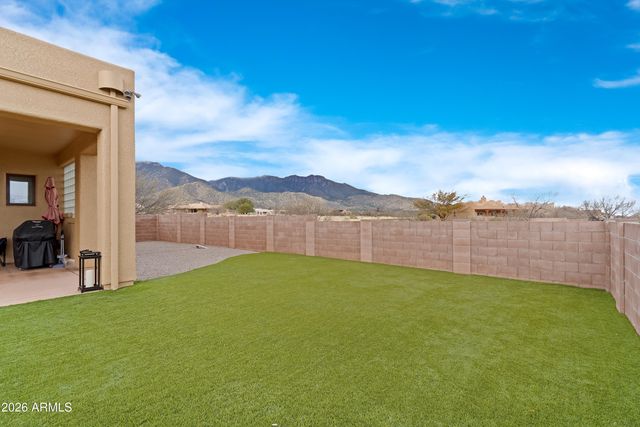 8585 S PALISADES Drive, Hereford, AZ 85615