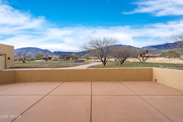 8585 S PALISADES Drive, Hereford, AZ 85615