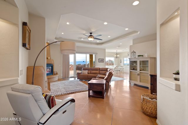 8585 S PALISADES Drive, Hereford, AZ 85615