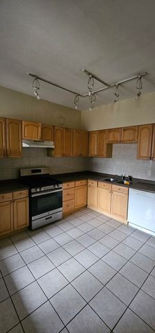 3639 N Greenview Avenue, Chicago, IL 60613