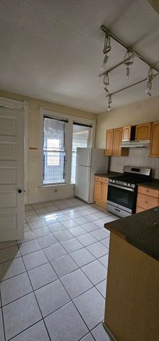 3639 N Greenview Avenue, Chicago, IL 60613