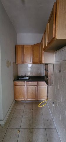3639 N Greenview Avenue, Chicago, IL 60613