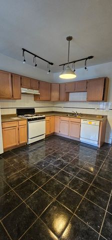 3639 N Greenview Avenue, Chicago, IL 60613