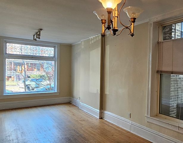 3639 N Greenview Avenue, Chicago, IL 60613