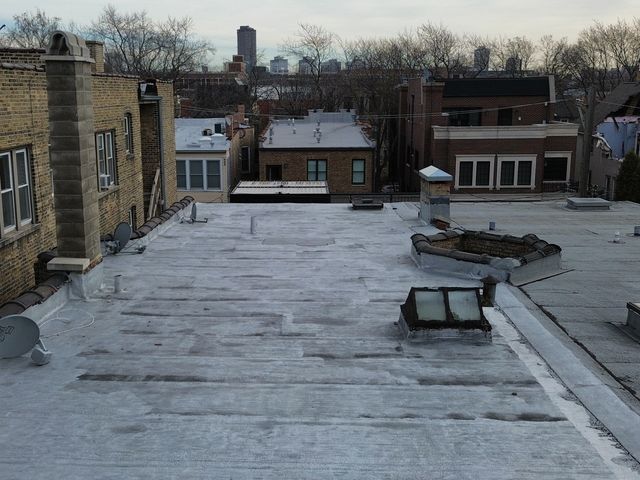 3639 N Greenview Avenue, Chicago, IL 60613