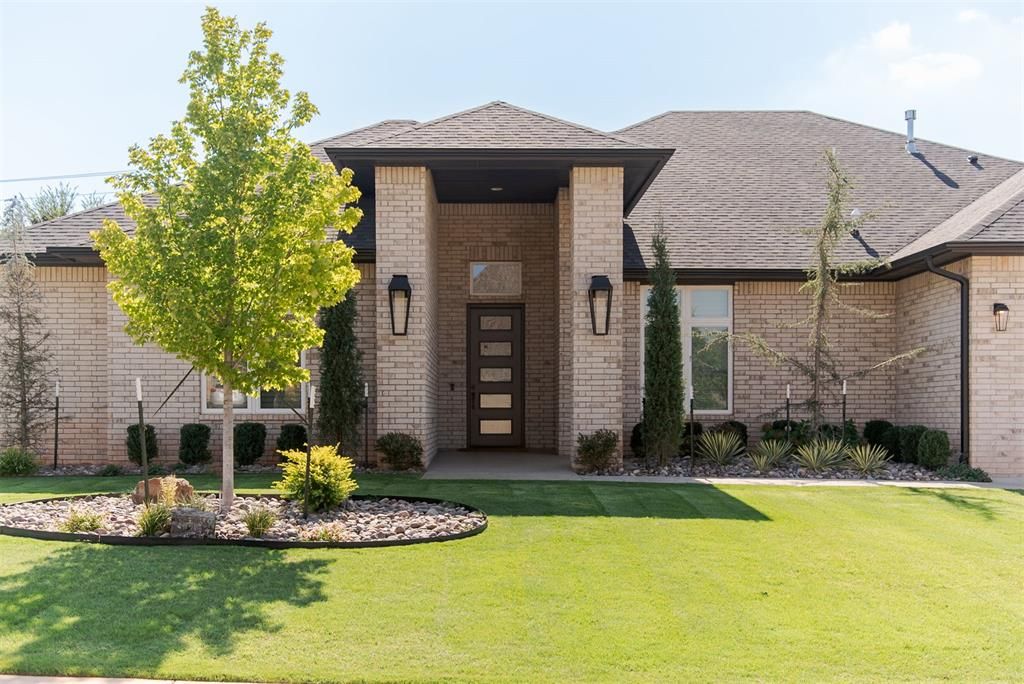 364 Saint Claire Drive Drive, Edmond, OK 73025