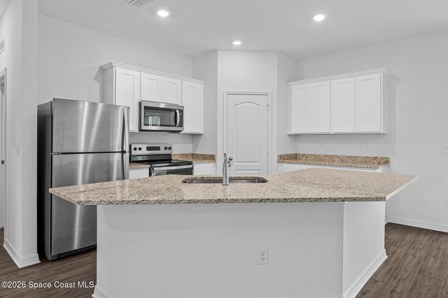 741 Ballon Terrace SE, Palm Bay, FL 32909