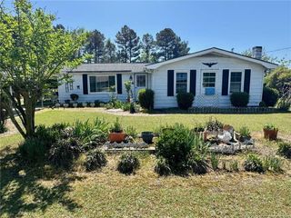 8256 211 E Highway, Lumberton, NC 28358