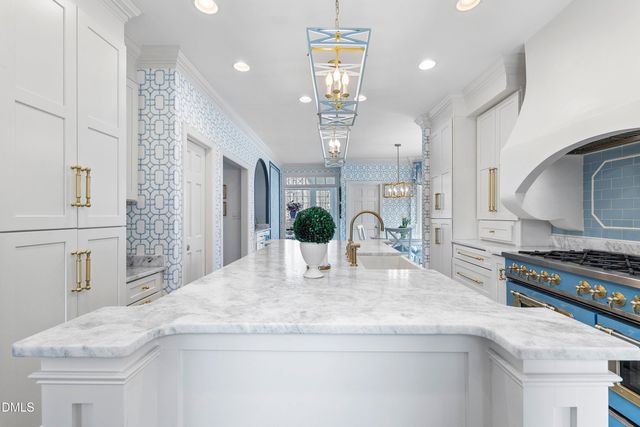 211 Bordeaux Lane, Cary, NC 27511