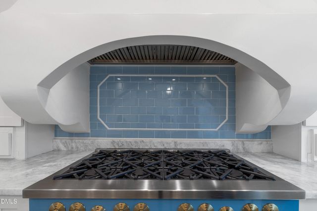 211 Bordeaux Lane, Cary, NC 27511