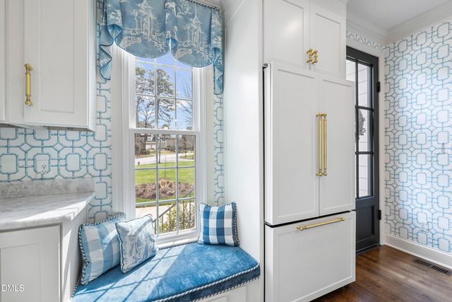 211 Bordeaux Lane, Cary, NC 27511