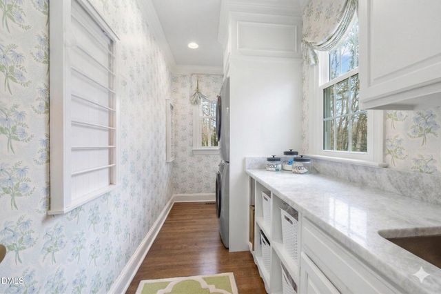 211 Bordeaux Lane, Cary, NC 27511