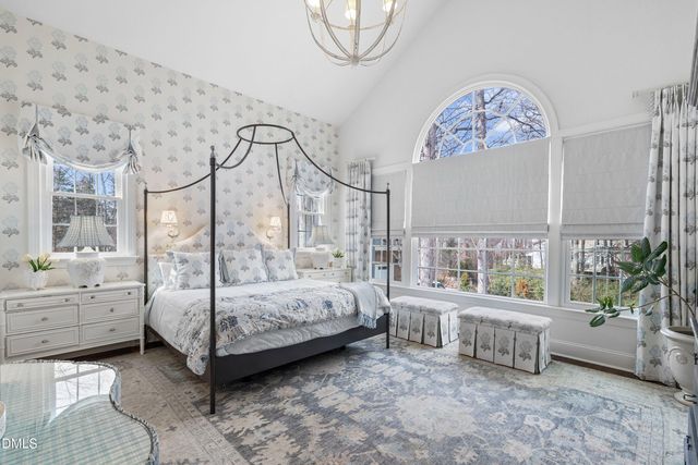 211 Bordeaux Lane, Cary, NC 27511