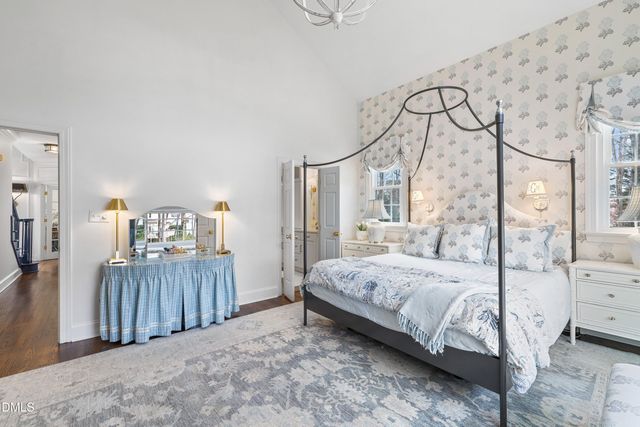 211 Bordeaux Lane, Cary, NC 27511