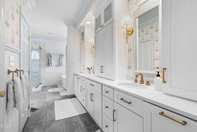 211 Bordeaux Lane, Cary, NC 27511