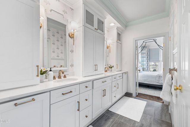 211 Bordeaux Lane, Cary, NC 27511