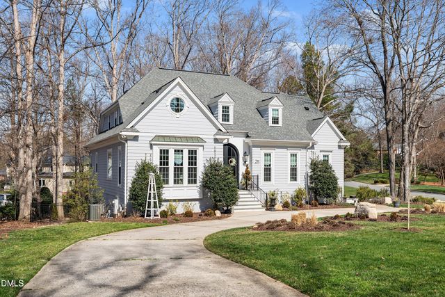 211 Bordeaux Lane, Cary, NC 27511