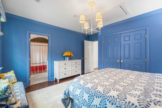 211 Bordeaux Lane, Cary, NC 27511